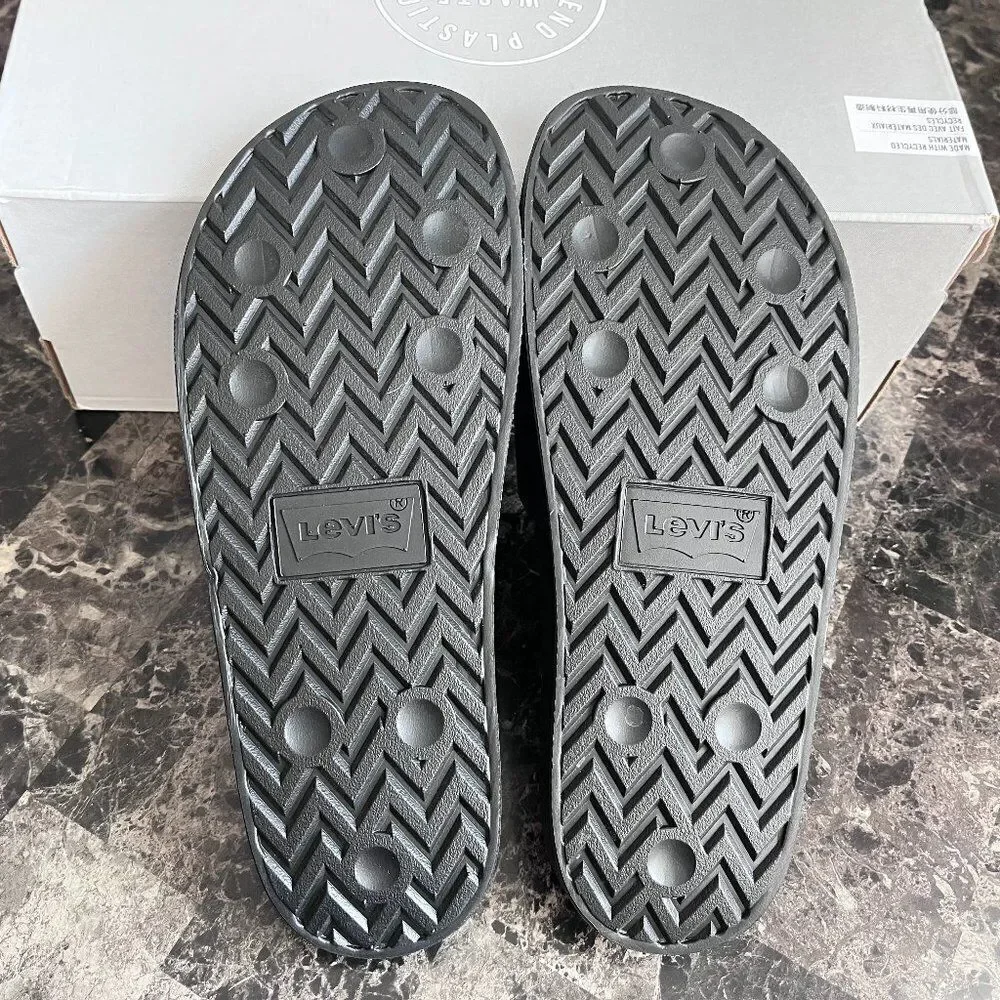 Levi's Mens 3D Front Logo Slip-on Slide Sandal Beach Black Size 10 $59 NEW